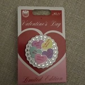 Disney Park 2021 Valentines Day pin